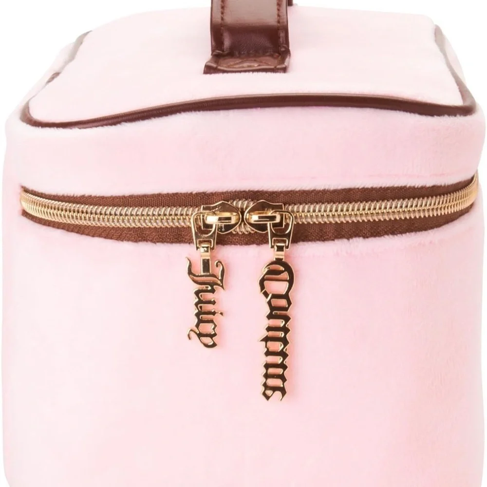 Juicy‎ Couture Pink Cosmetic Bag with Elegant Crest